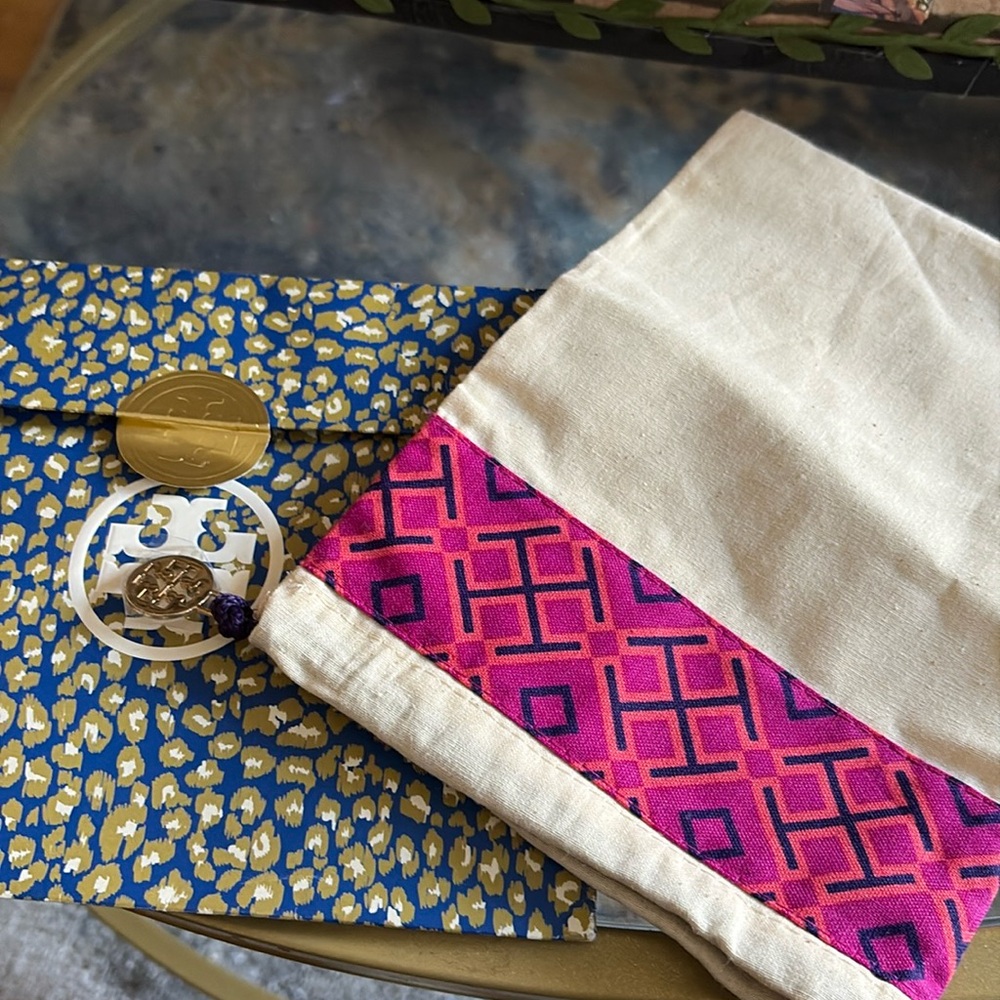 Tory Burch Envelope, bag and glasses bag